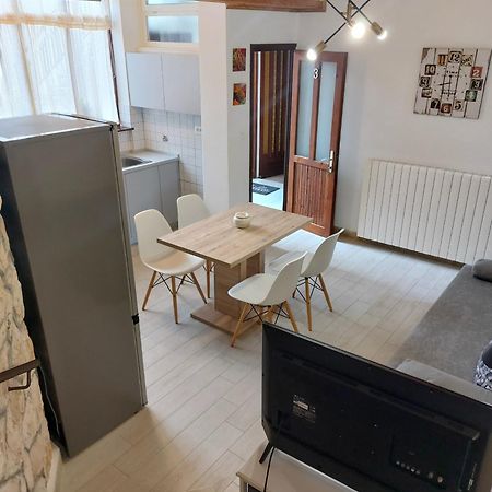 Stone-wood Apartment Kiwi Rabac Zewnętrze zdjęcie