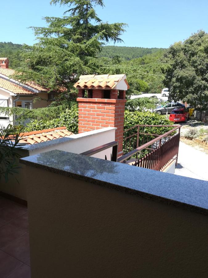 Stone-wood Apartment Kiwi Rabac Zewnętrze zdjęcie