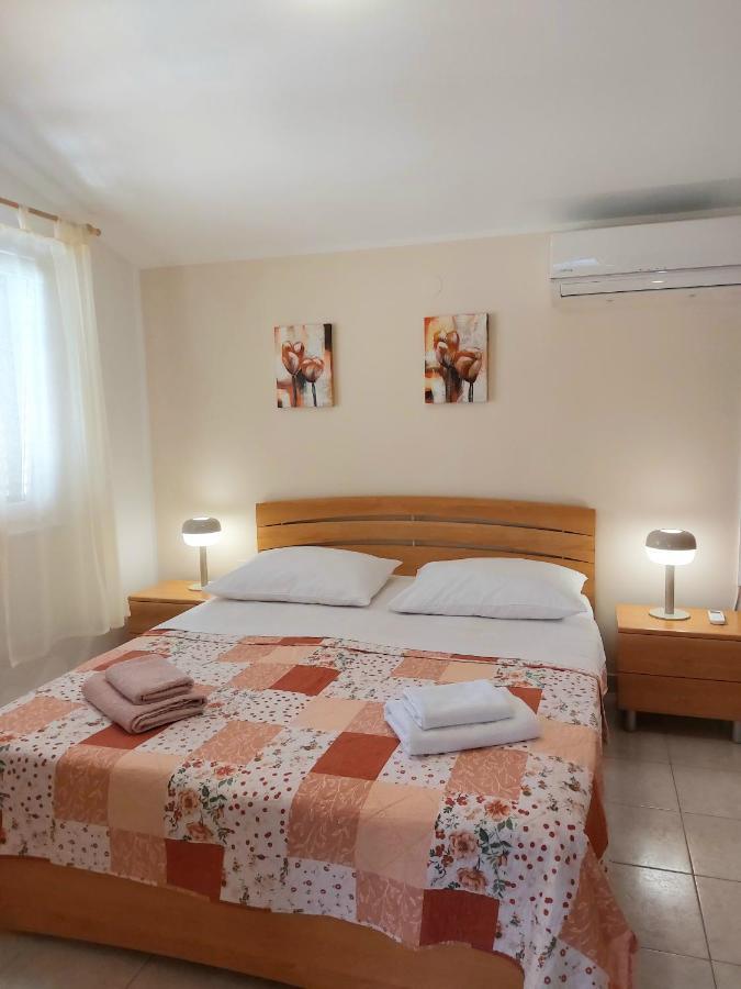 Stone-wood Apartment Kiwi Rabac Zewnętrze zdjęcie