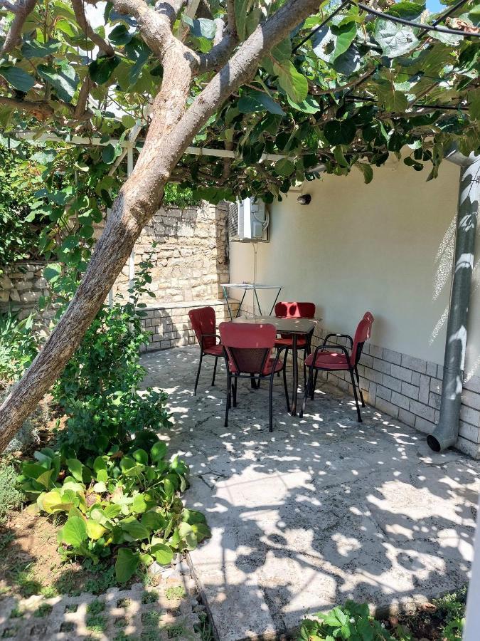 Stone-wood Apartment Kiwi Rabac Zewnętrze zdjęcie