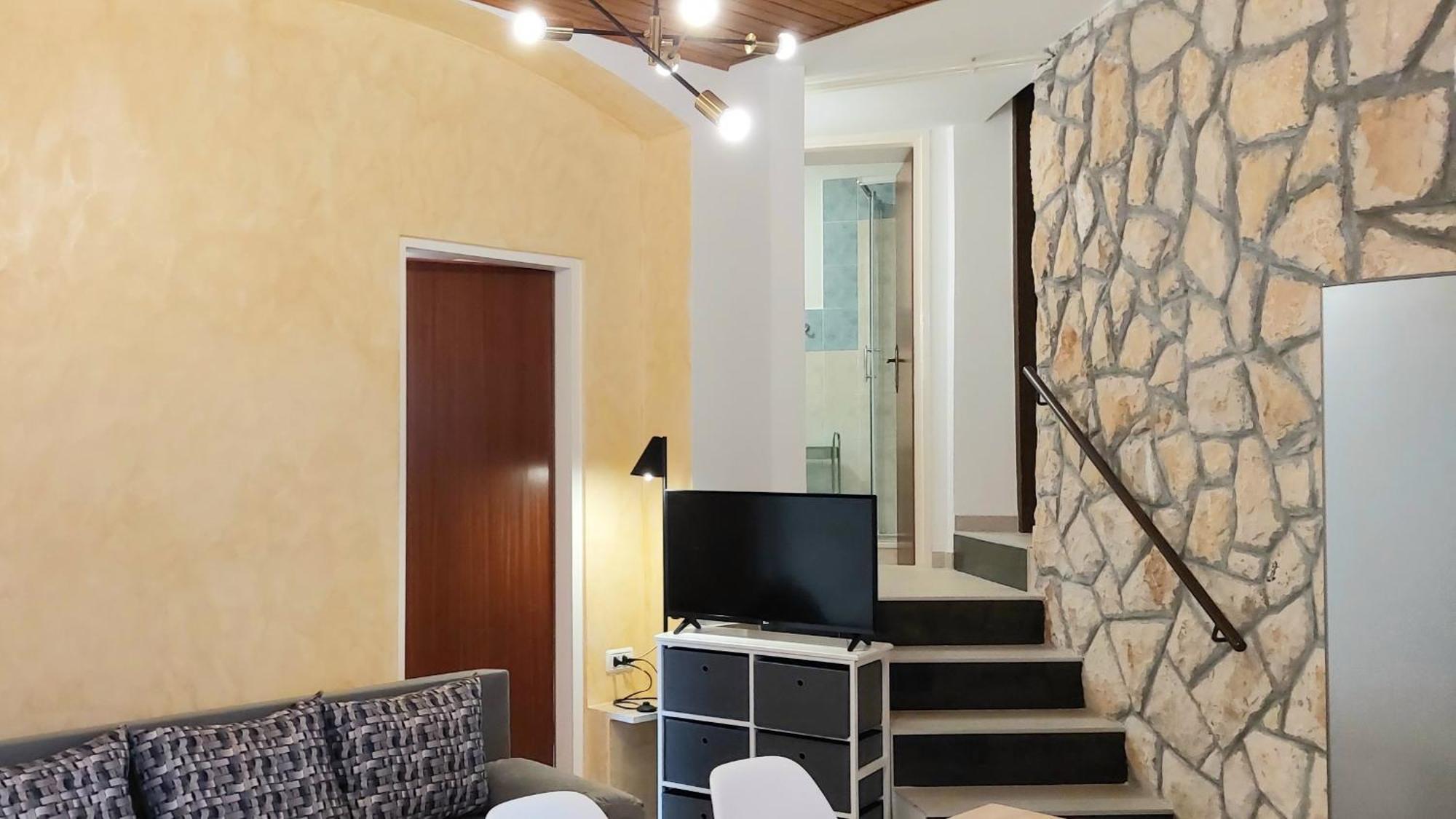 Stone-wood Apartment Kiwi Rabac Zewnętrze zdjęcie